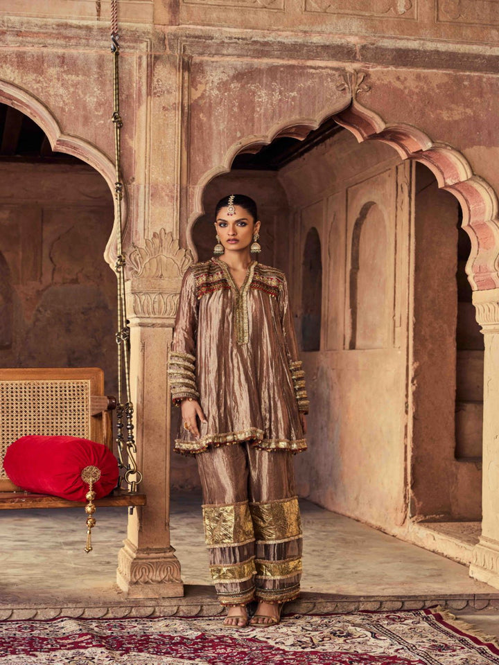 Neerus Brown tissue embroidered suit set - front view