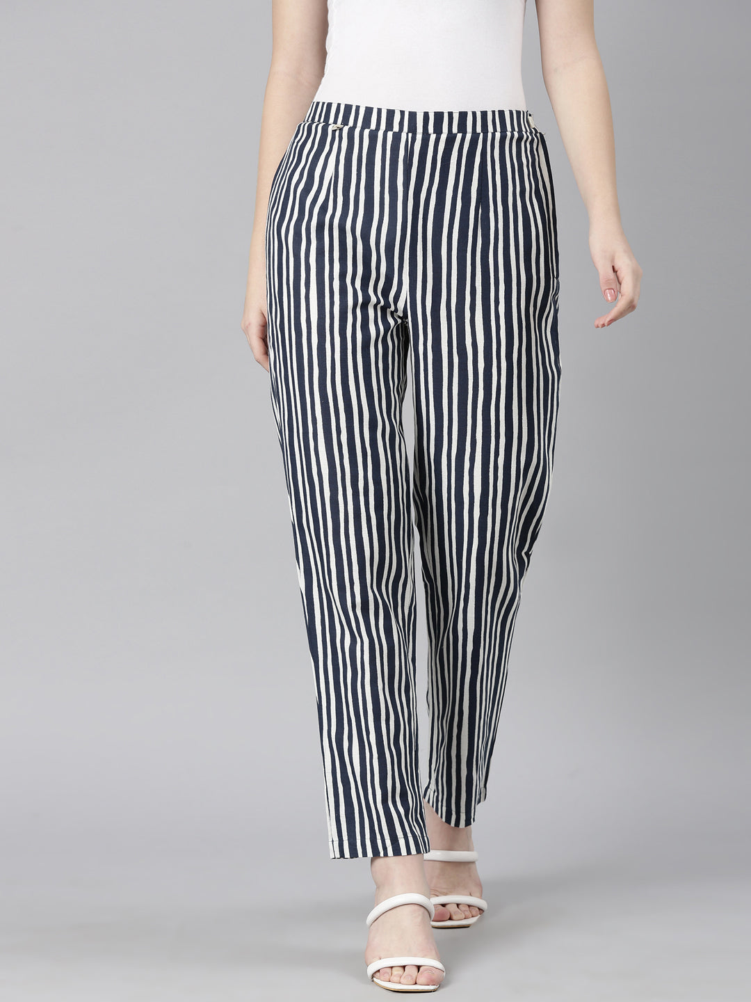 Neerus Blue straight pant bottom - front view