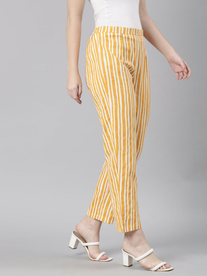 Neerus Yellow solid straight pant - side view