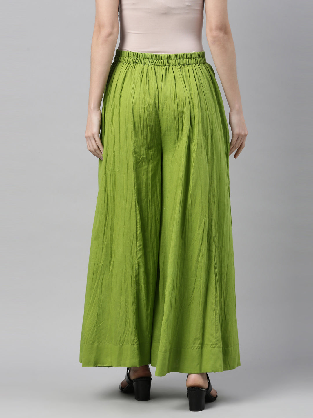 Neerus Yellow polyester solid palazzo bottom - detail view 1