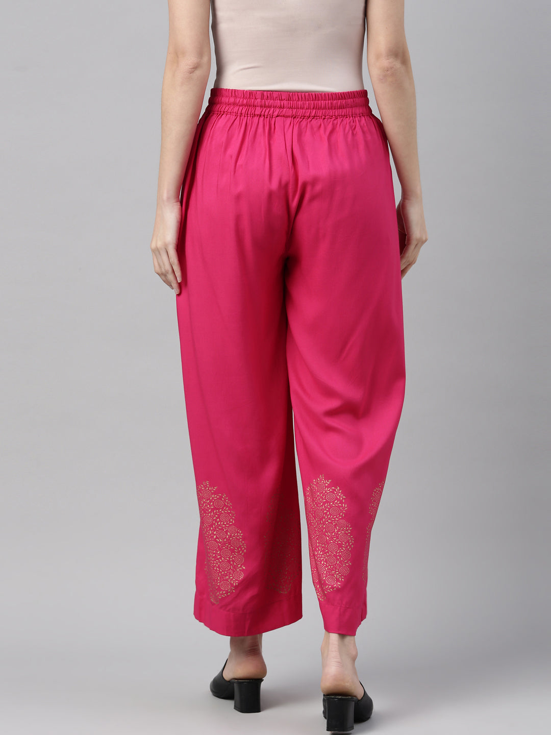 Neerus Pink solid flared palazzo - detail view 2