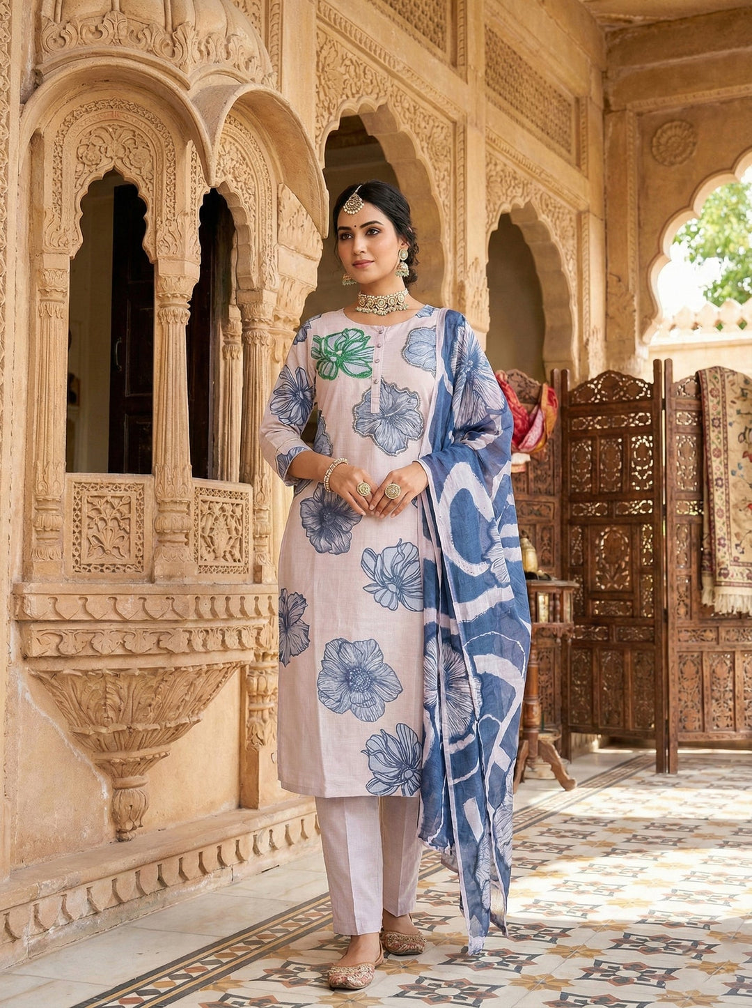 Neerus White viscose printed suit set - front view