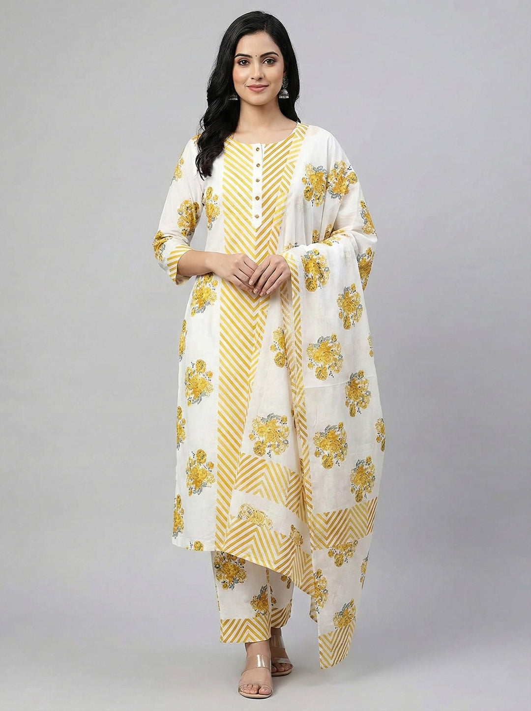 Neerus Yellow cotton printed suit set - detail view 1