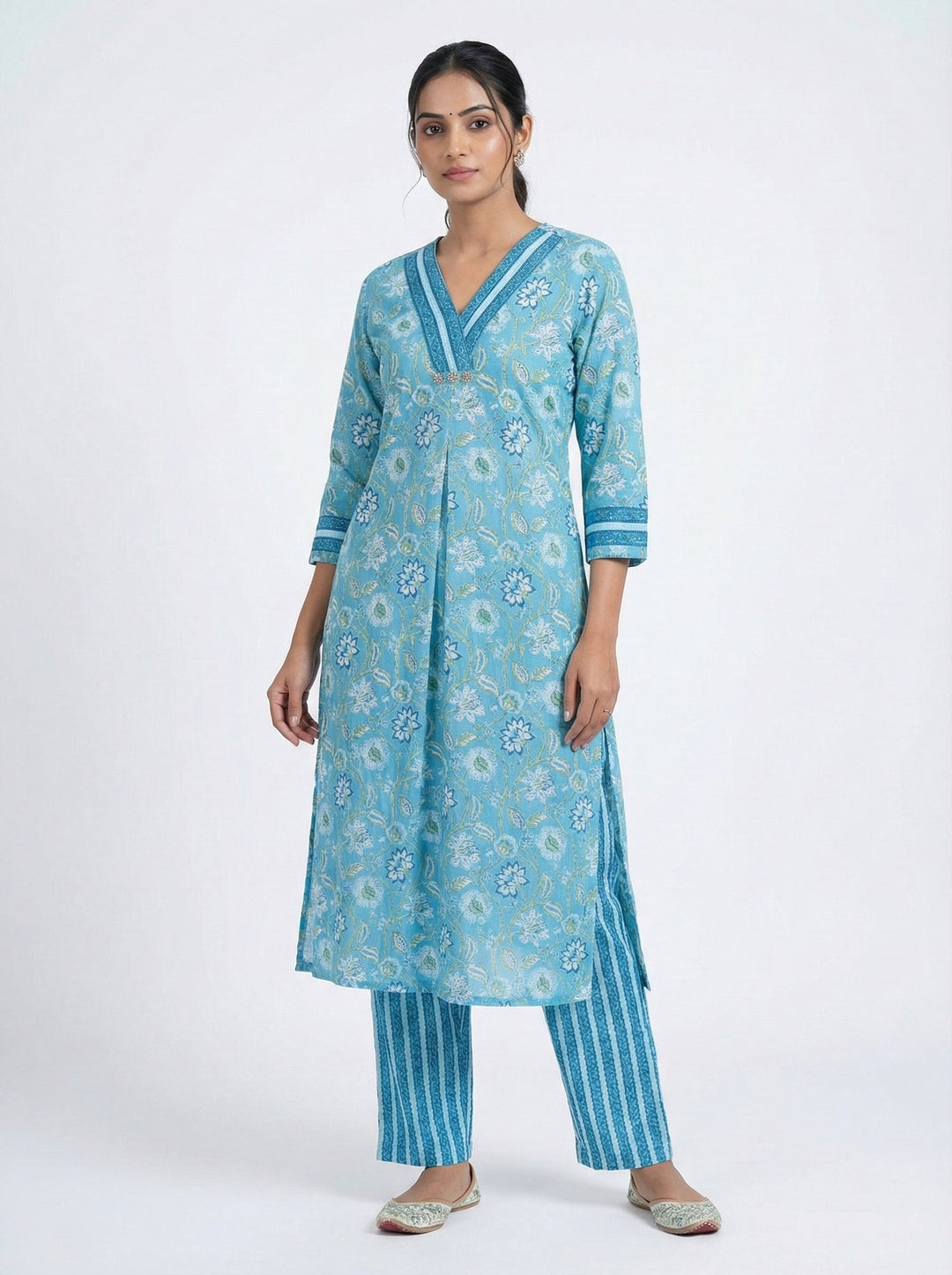 Neerus Blue cotton digital printed suit set - front view