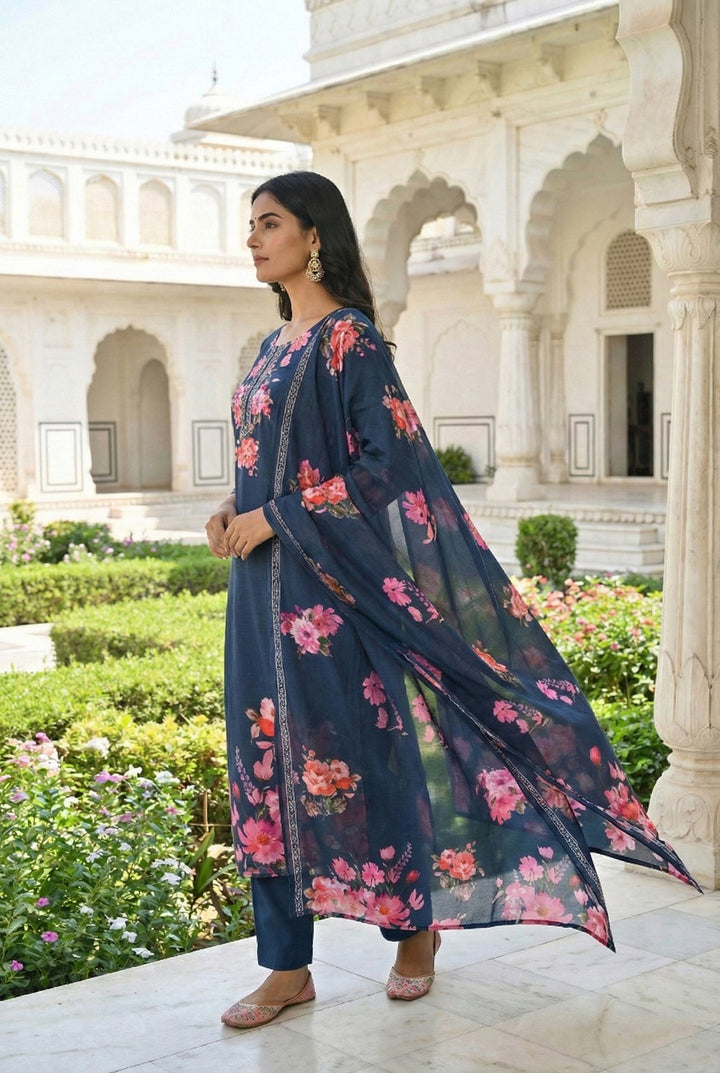 Neerus Green silk digital printed suit set - back view
