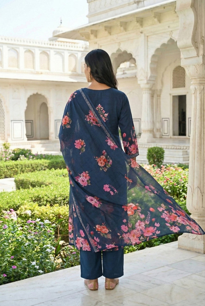 Neerus Green silk digital printed suit set - side view