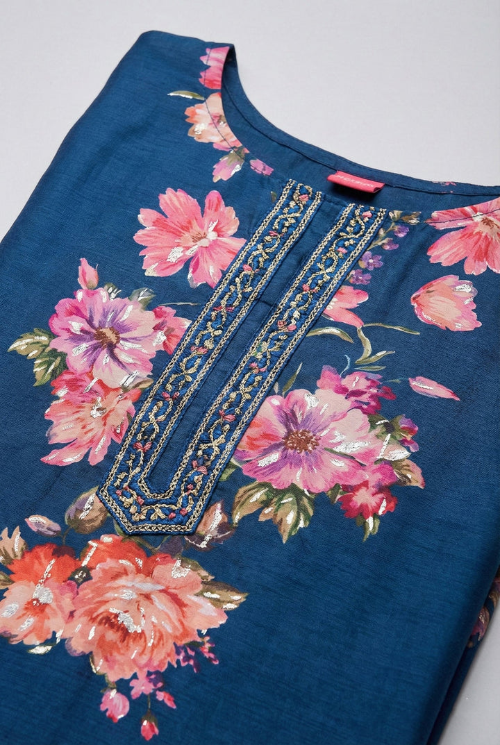 Neerus Green silk digital printed suit set - detail view 4
