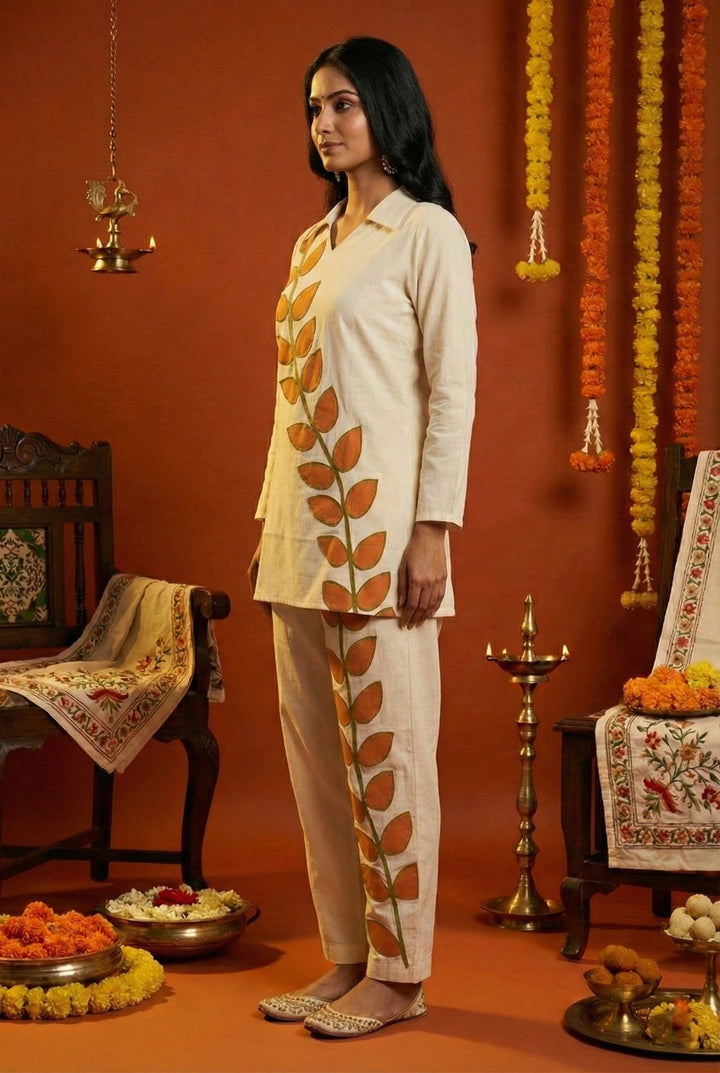Neerus Orange cotton digital printed suit set - detail view 2