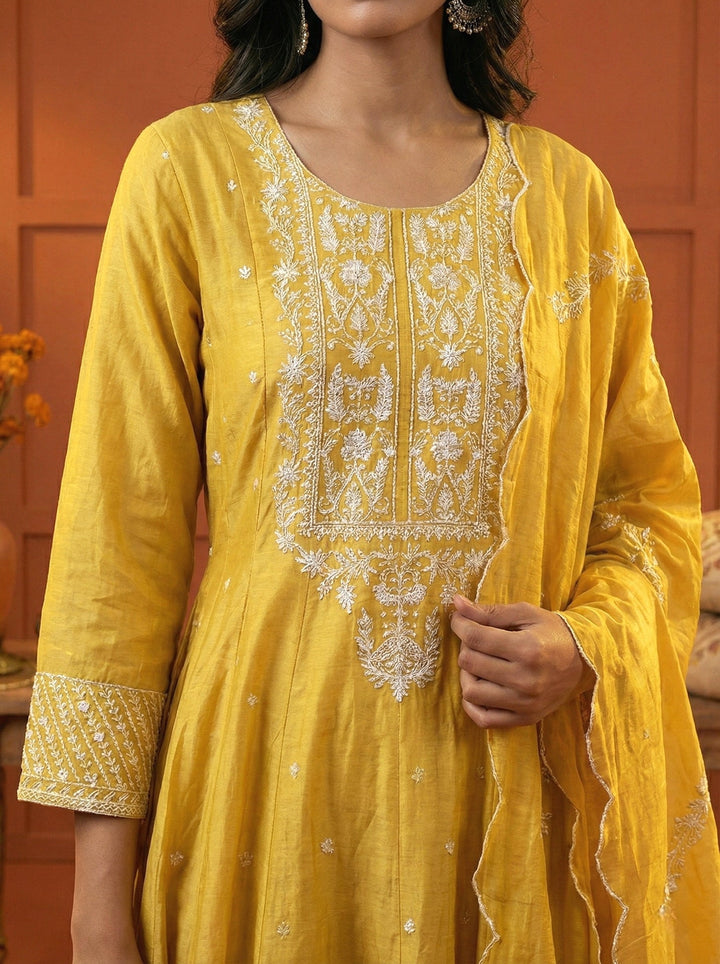 Neerus Yellow silk thread embroidered suit set - detail view 1
