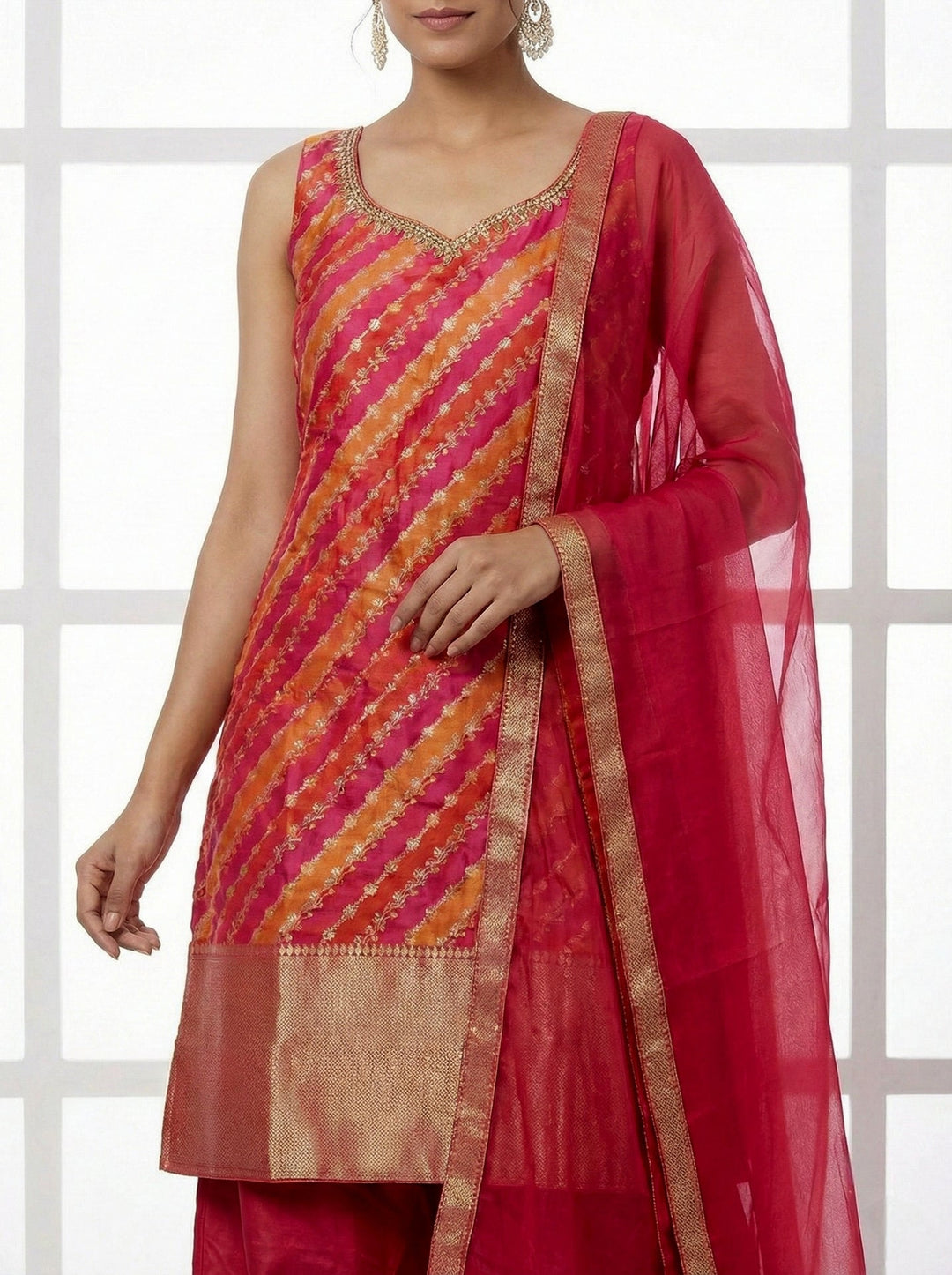 Neerus Red silk hand embroidered suit set - detail view 1