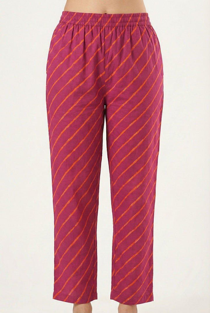 Neerus Maroon cotton digital printed suit set - detail view 3