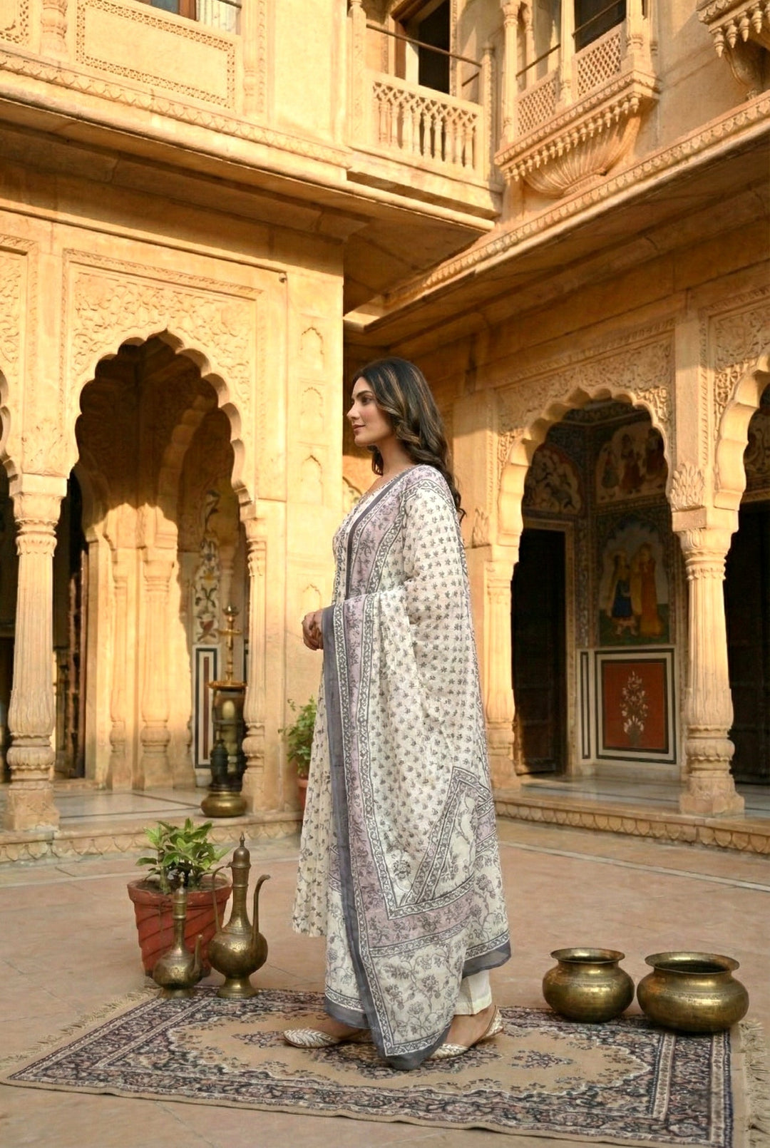 Neerus Pink cotton digital printed suit set - back view