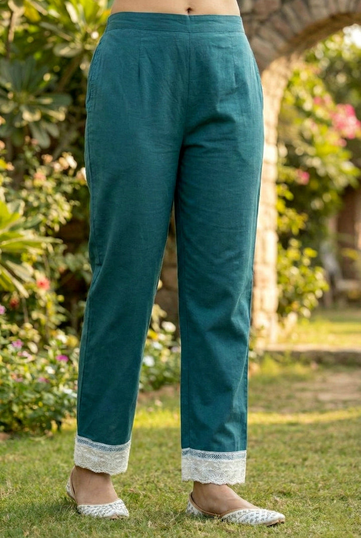 Neerus Green cotton printed suit set - detail view 2