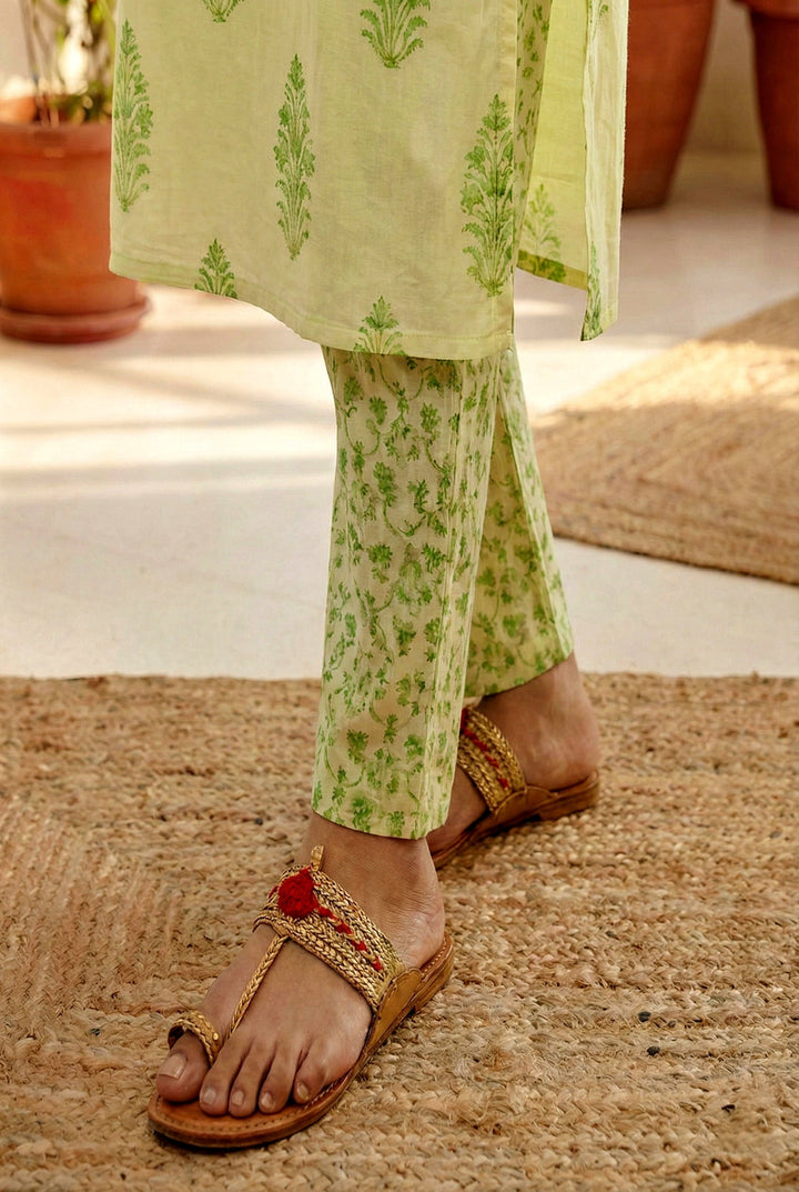 Neerus Green cotton thread embroidered suit set - detail view 5
