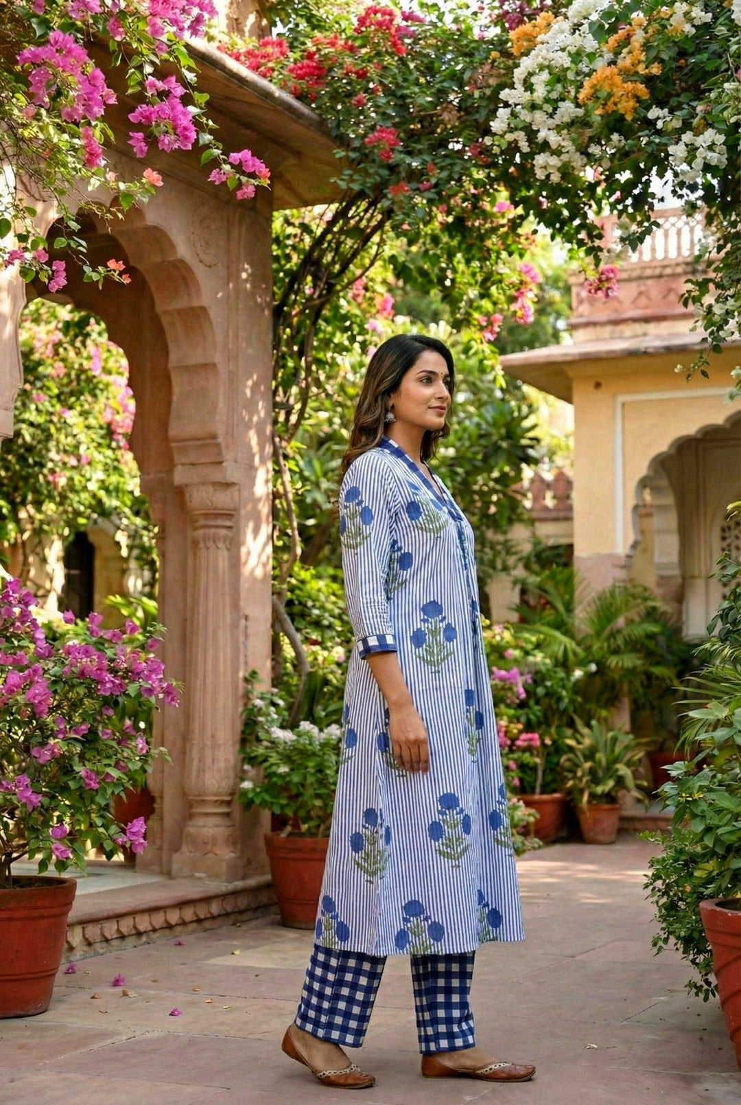 Neerus Blue cotton striped suit set - back view
