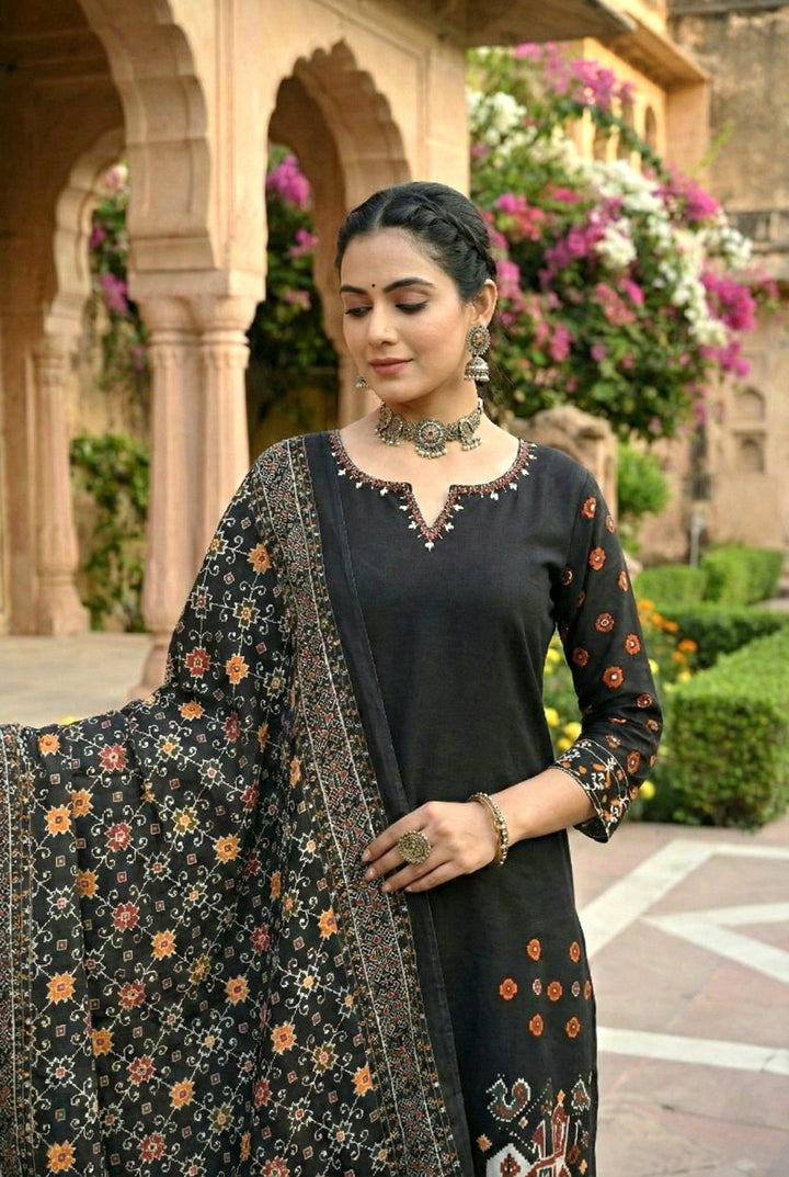 Neerus Black silk hand embroidered suit set - detail view 1