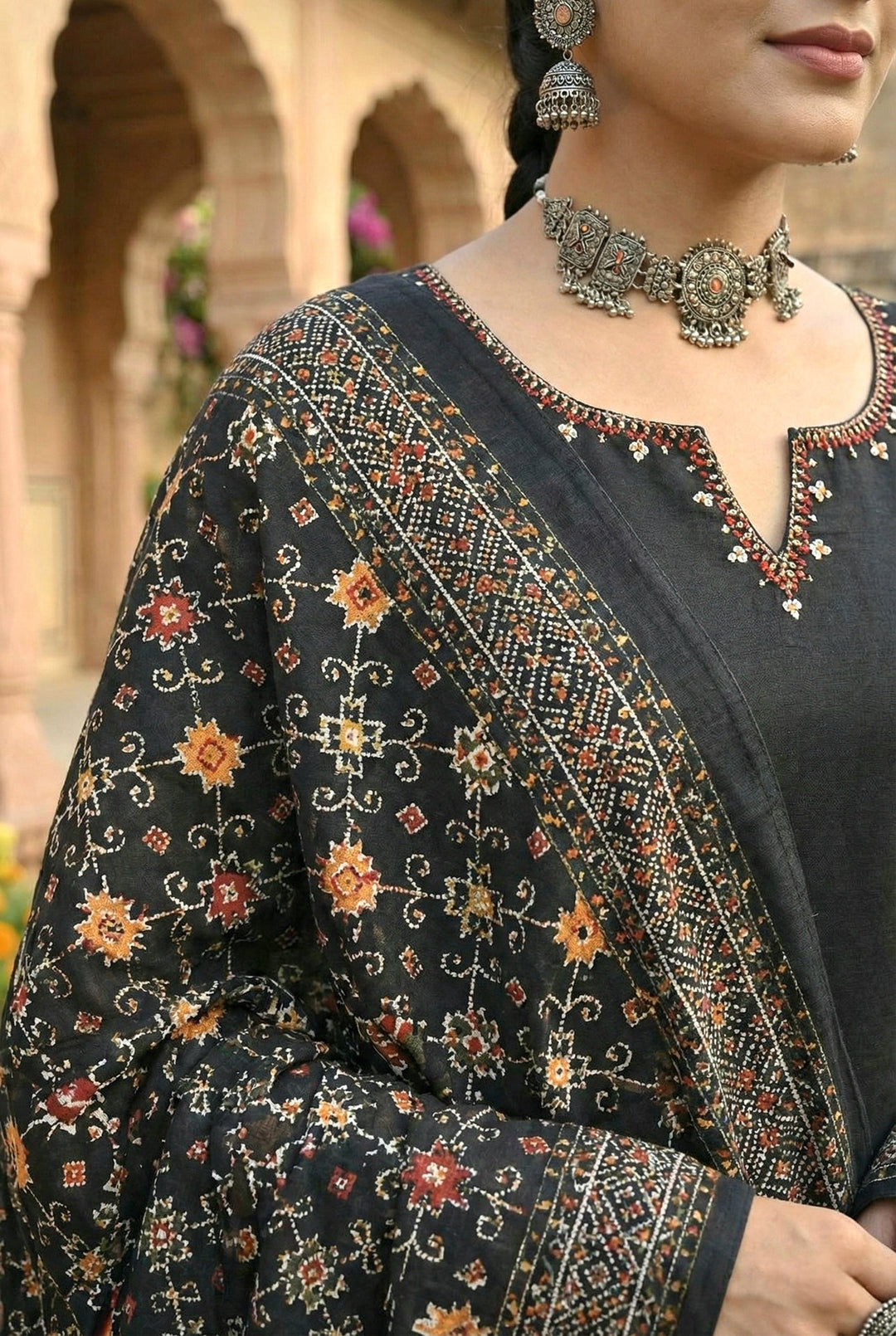 Neerus Black silk hand embroidered suit set - detail view 2