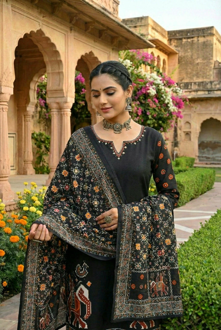 Neerus Black silk hand embroidered suit set - detail view 3