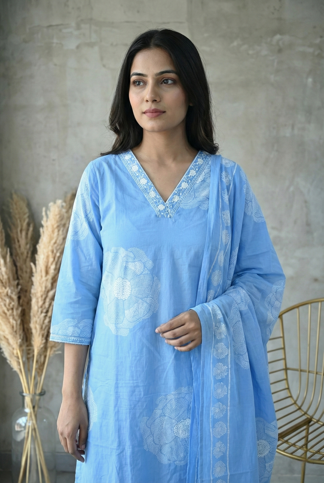 Neerus Blue cotton printed kurta set - detail view 2