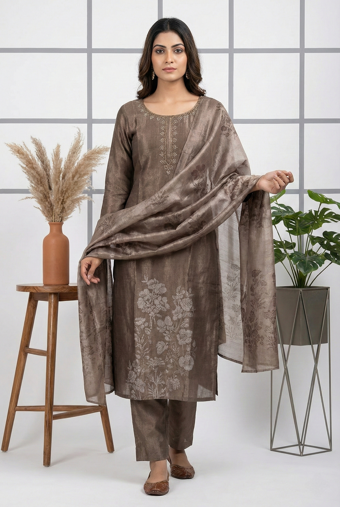 Neerus Brown tissue printed suit set - front view