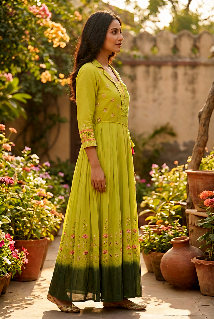 Neerus Green cotton printed maxi dress - side view