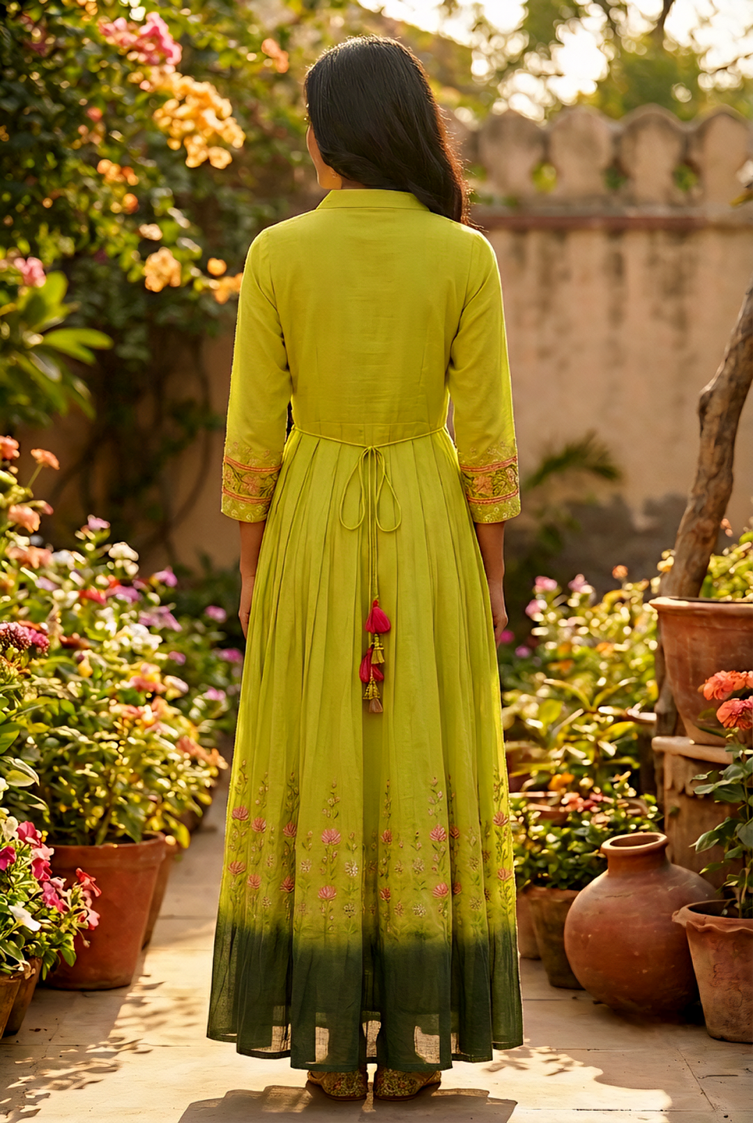 Neerus Green cotton printed maxi dress - detail view 1