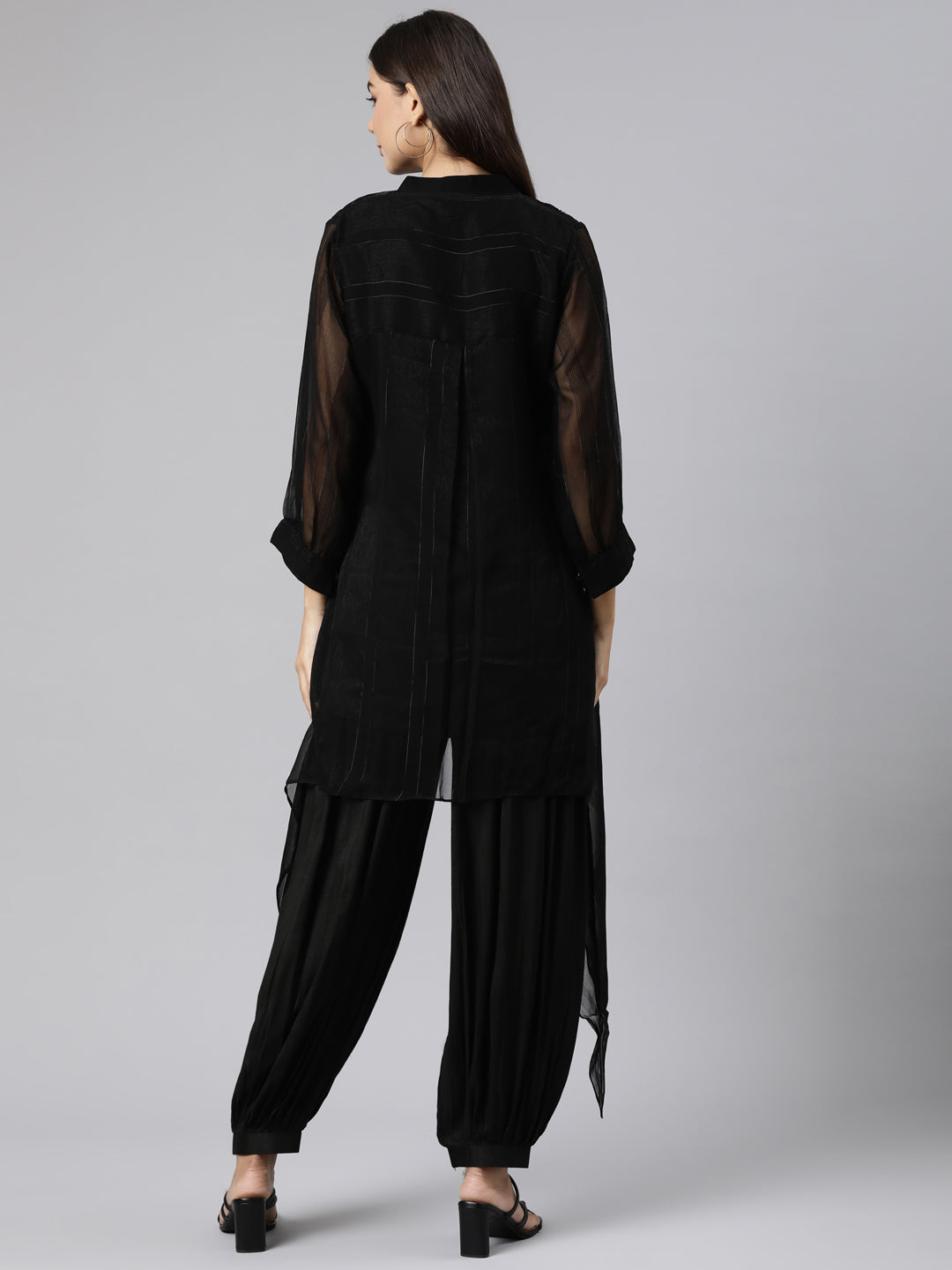 Neerus Black solid high-low co-ord set kurta and salwar - side view