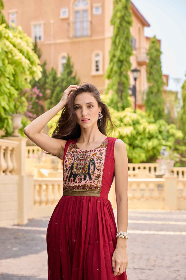 Neerus Maroon polyester solid maxi dress - side view