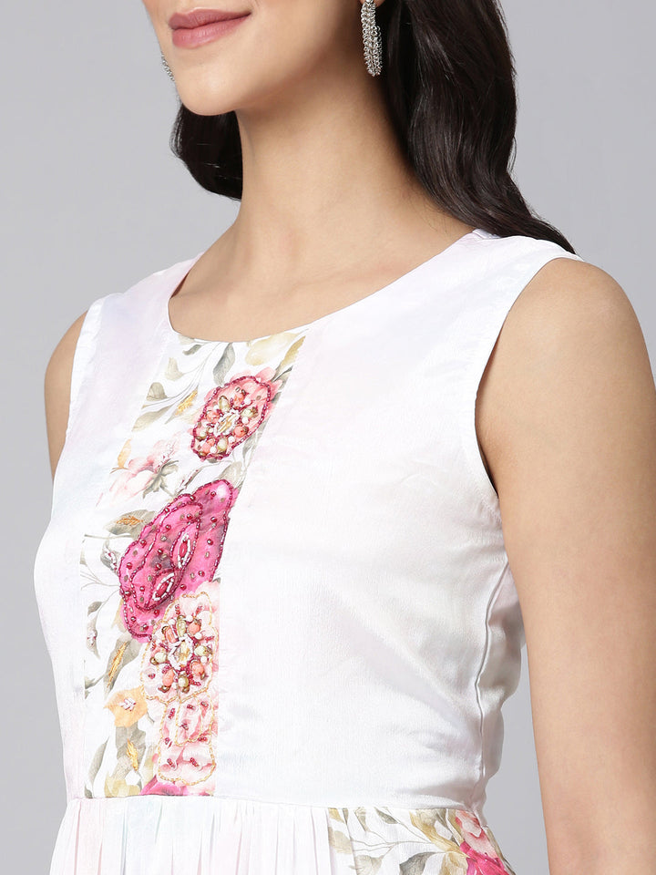 Neerus White Casual Floral Maxi Dresses