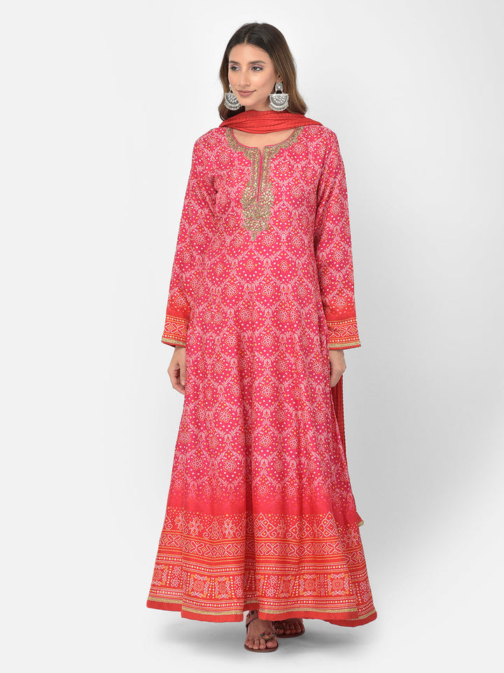 Neerus Pink silk embellished Anarkali kurta set - back view