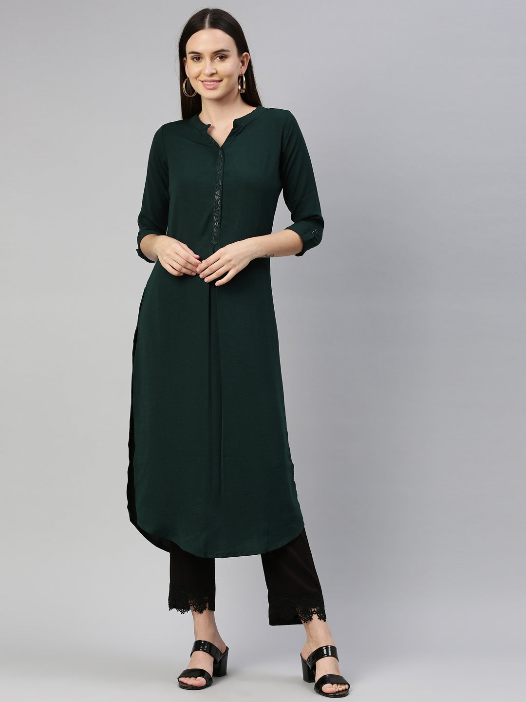 Neerus Green cotton solid Pathani kurti - front view