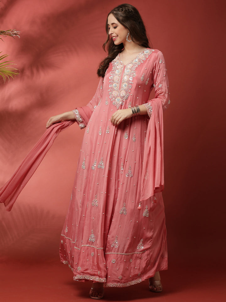Neerus Pink chinon embellished flared suit set - detail view 2