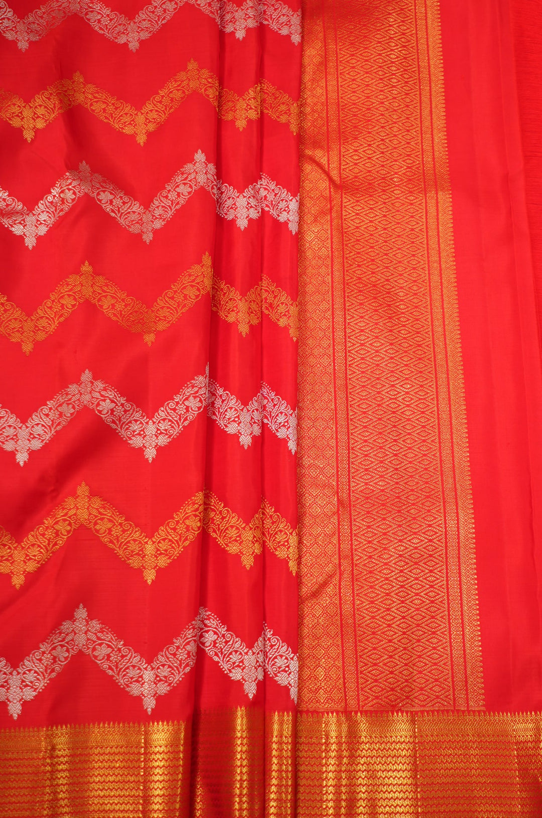 Neerus Red Pattu Silk Woven Kanchi Saree - back view