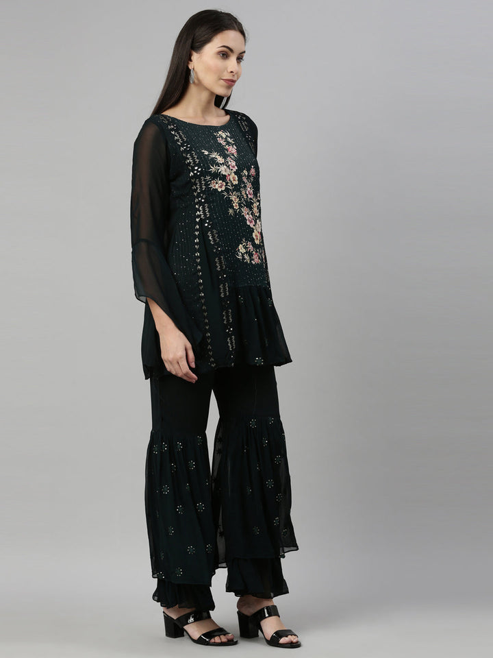 Neerus Green georgette embroidered suit set - detail view 2