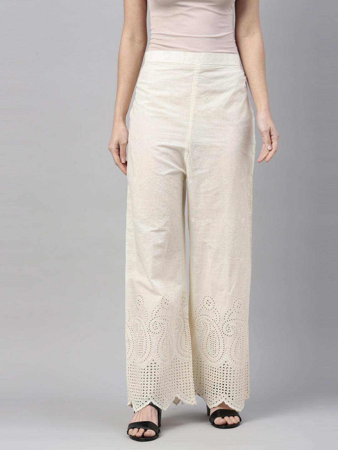 Neerus Cream solid flared palazzo - detail view 6
