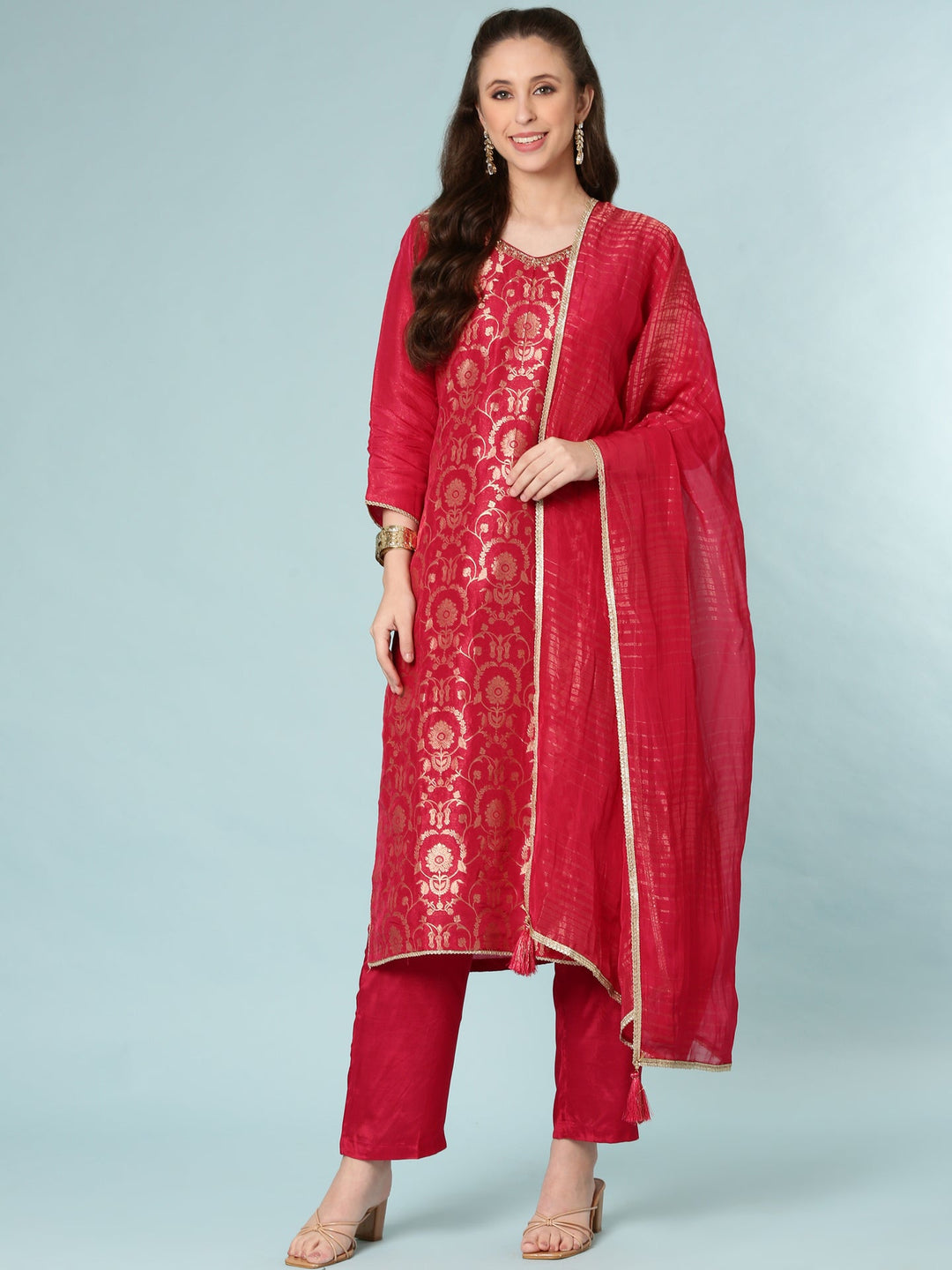 Neerus Pink silk digital printed suit set - detail view 2