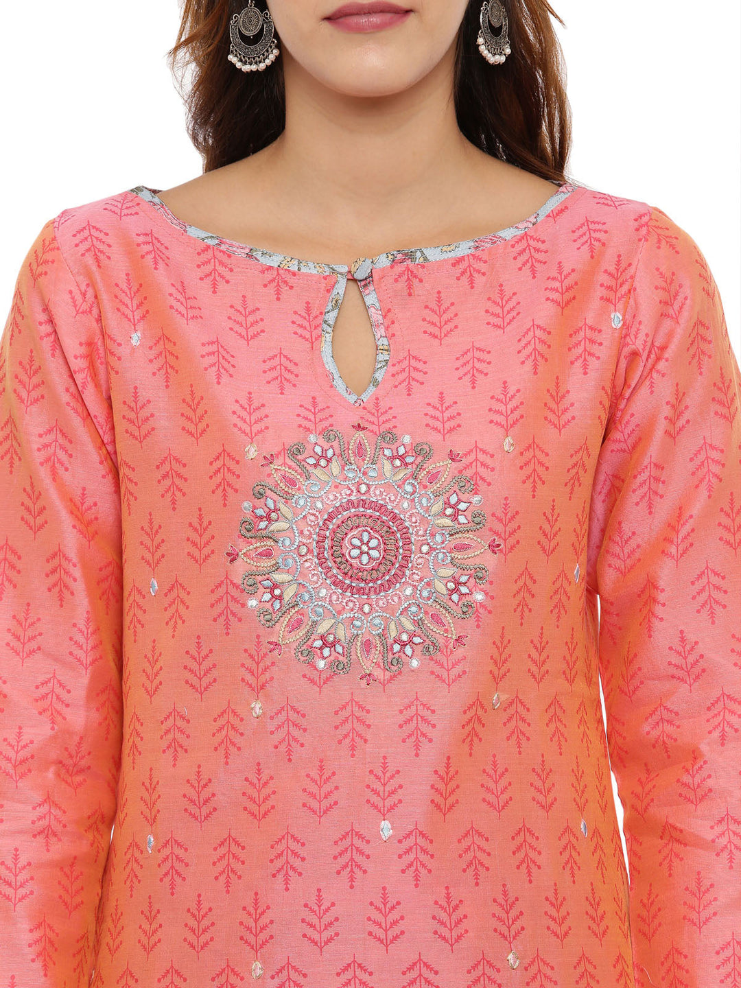 Neerus Peach chanderi woven suit set - detail view 2