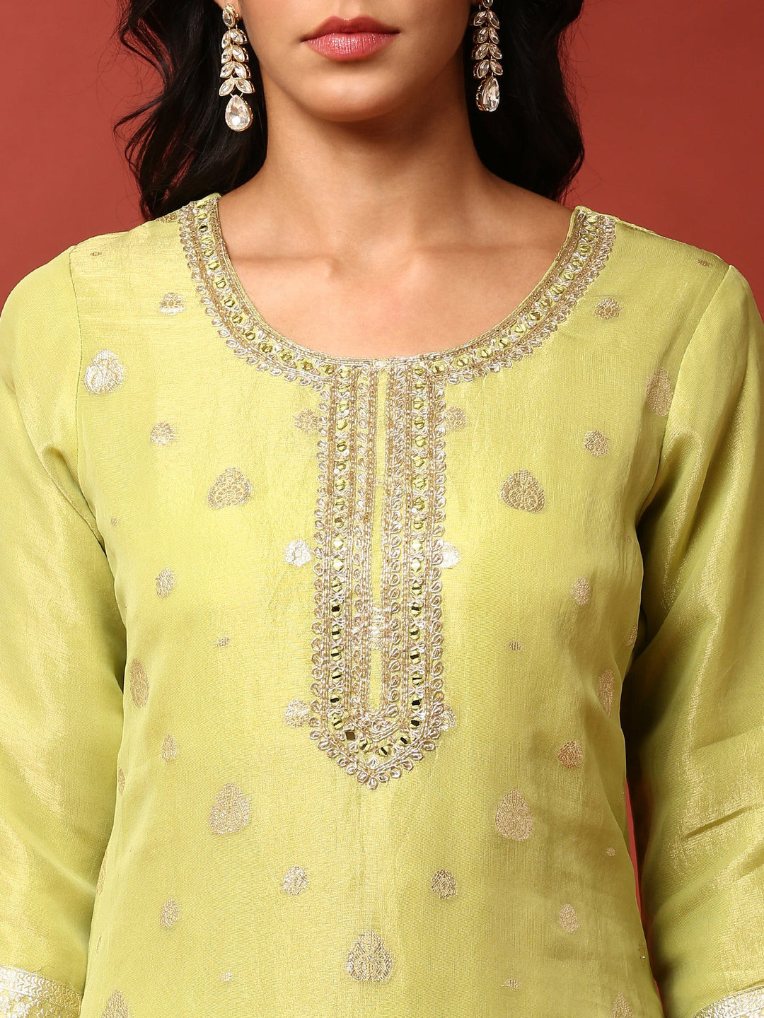 Neerus Green tissue hand embroidered suit set - detail view 1