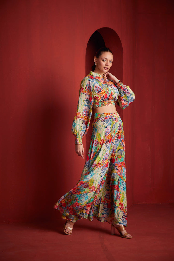 Neerus Multi chinon printed co-ord set - side view