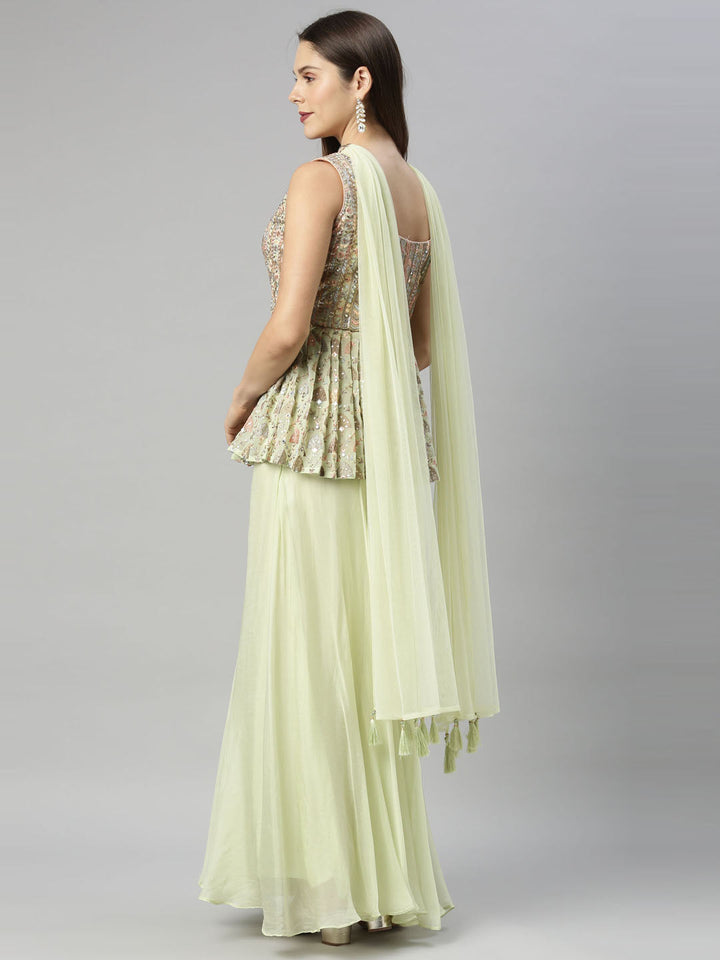 Neerus Green georgette embroidered kurta set peplum - detail view 5
