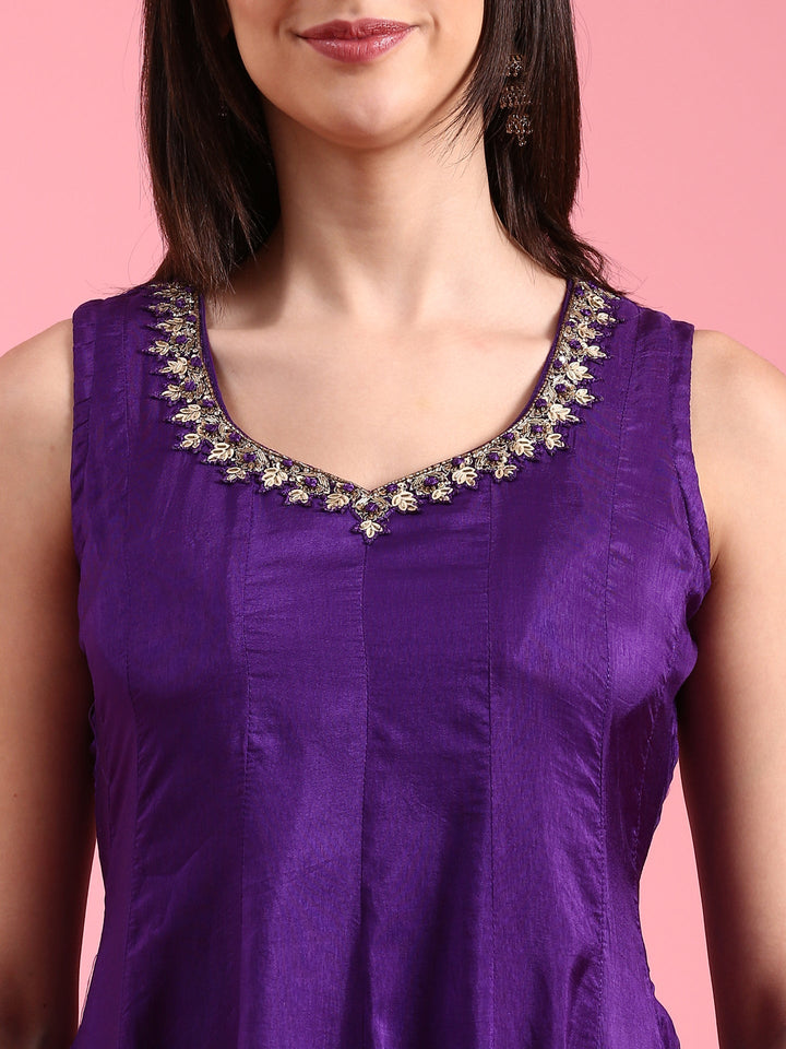 Neerus Purple silk woven suit set - detail view 1