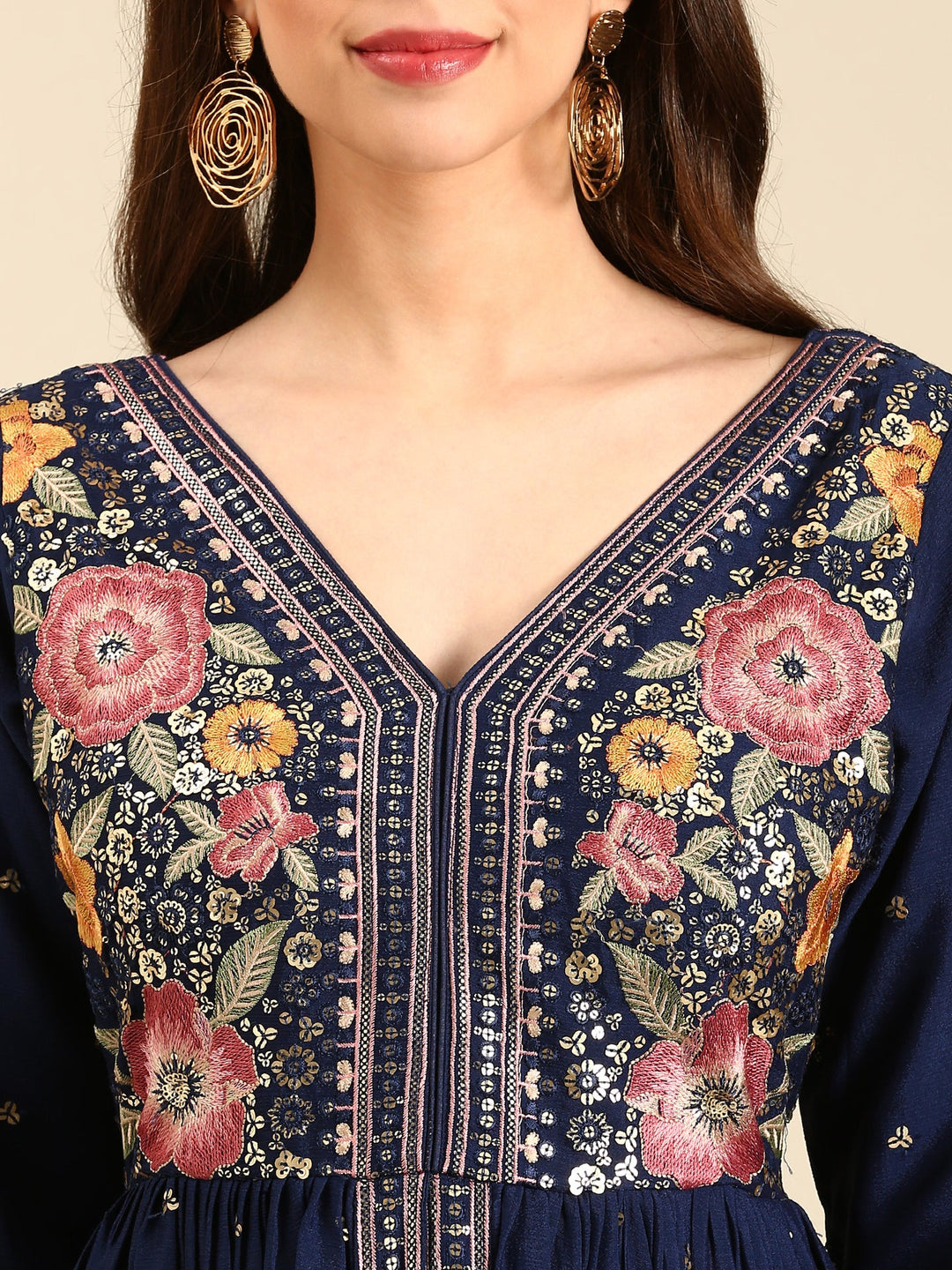Neerus Blue chinon embroidered suit set with palazzo - detail view 1