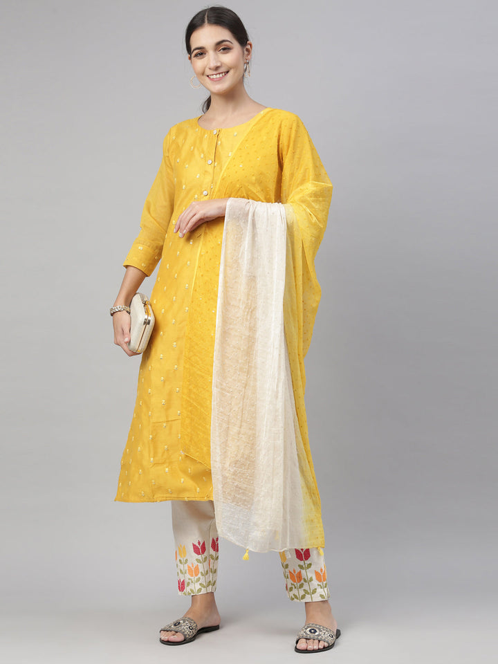 Neerus Yellow Chanderi printed kurta set - detail view 5