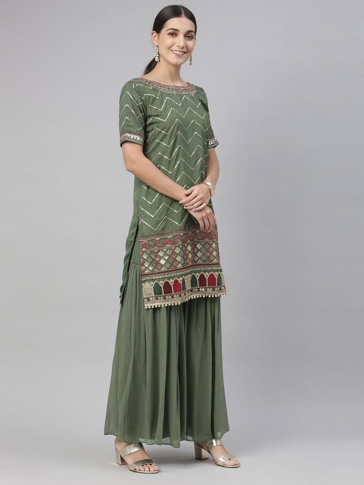 Neerus Green Chanderi printed kurta set - detail view 6