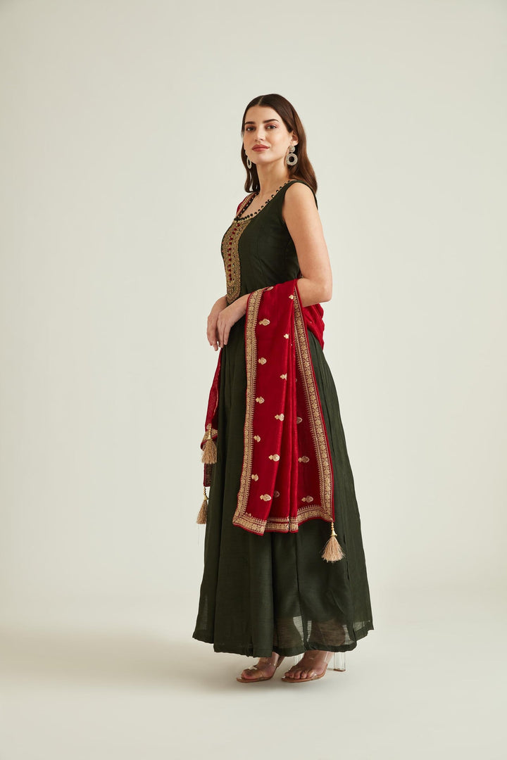 Neerus Green silk embellished Anarkali kurta set - front view