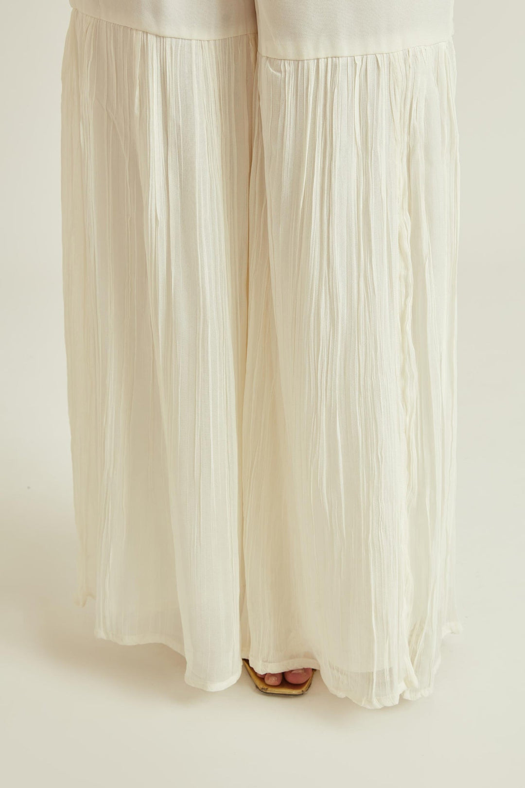 Neerus White georgette embroidered kurta set with sharara and dupatta - detail view 1