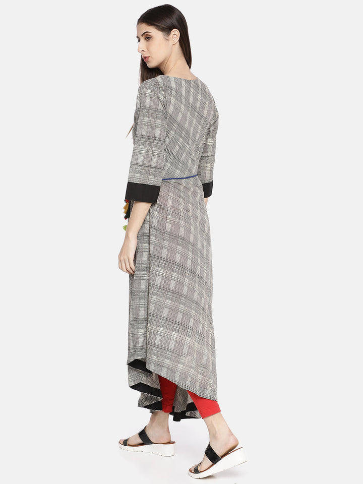 Neerus Black cotton printed A-Line kurta high-low hem - detail view 1