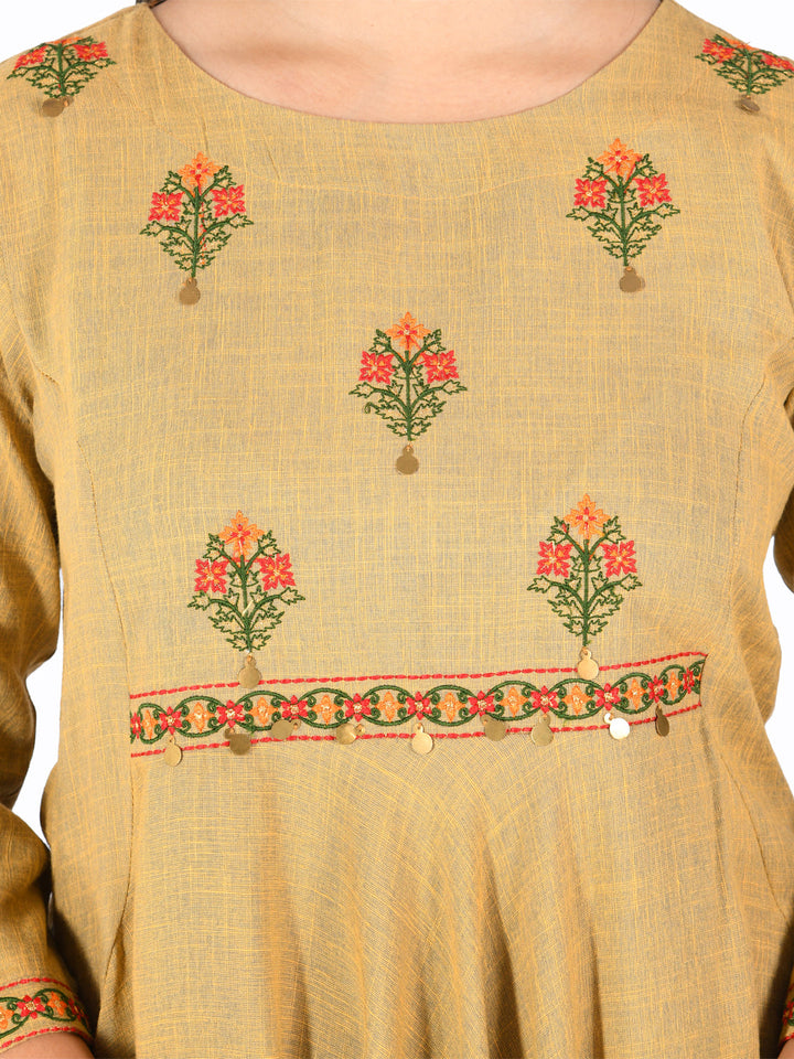 Neerus Beige rayon embroidered high-low kurta - detail view 2