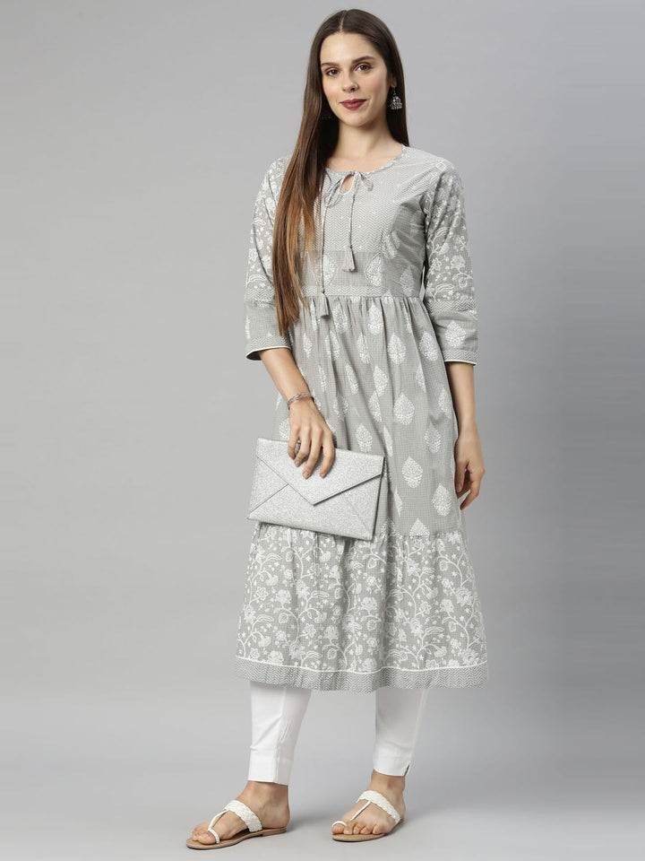 Neerus Grey cotton solid kurti tunic - detail view 4