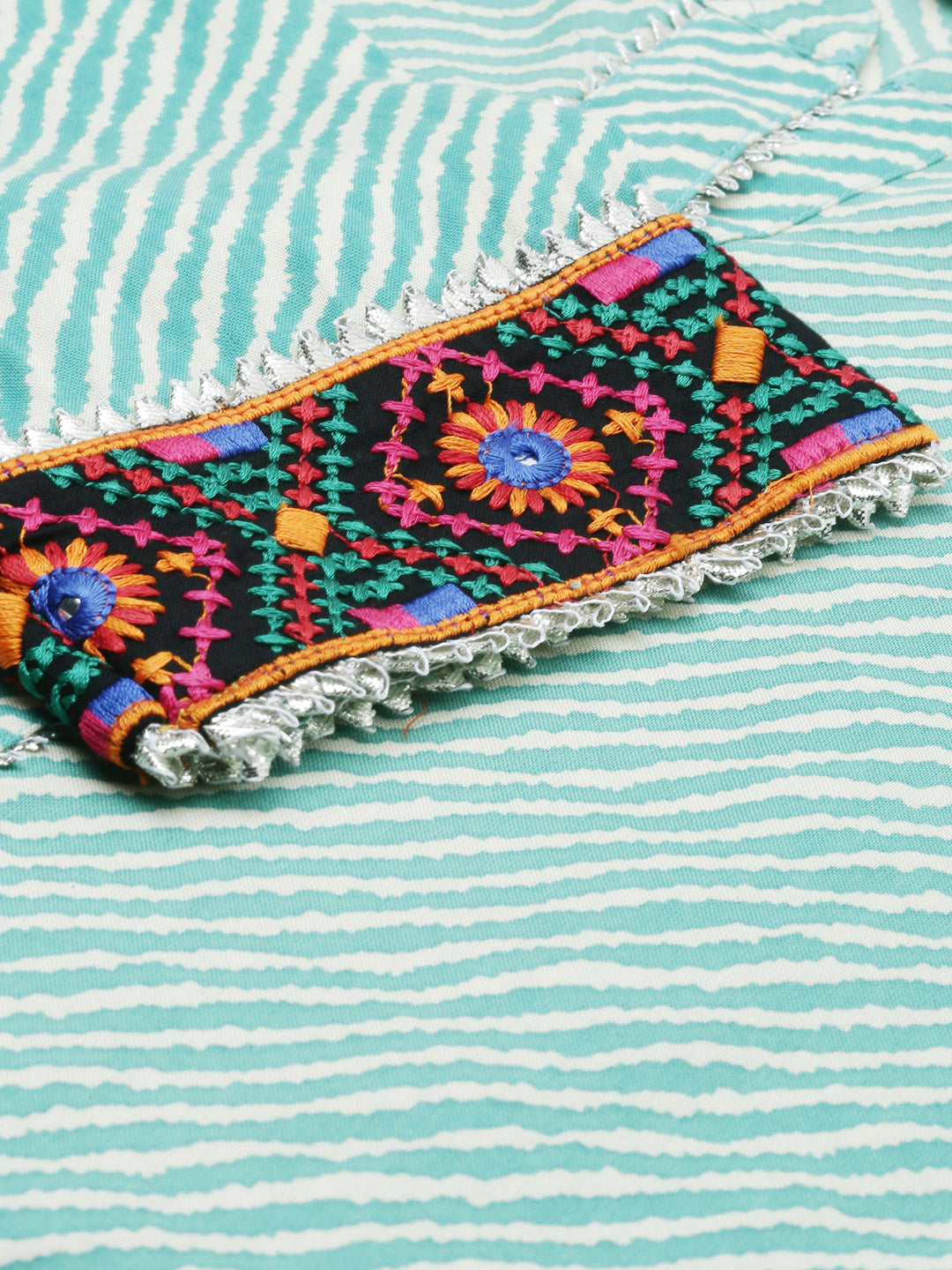 Neerus Green striped printed straight kurta - detail view 1